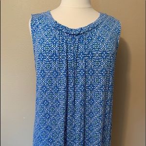 Sleeveless 2x soft with front and back pleats